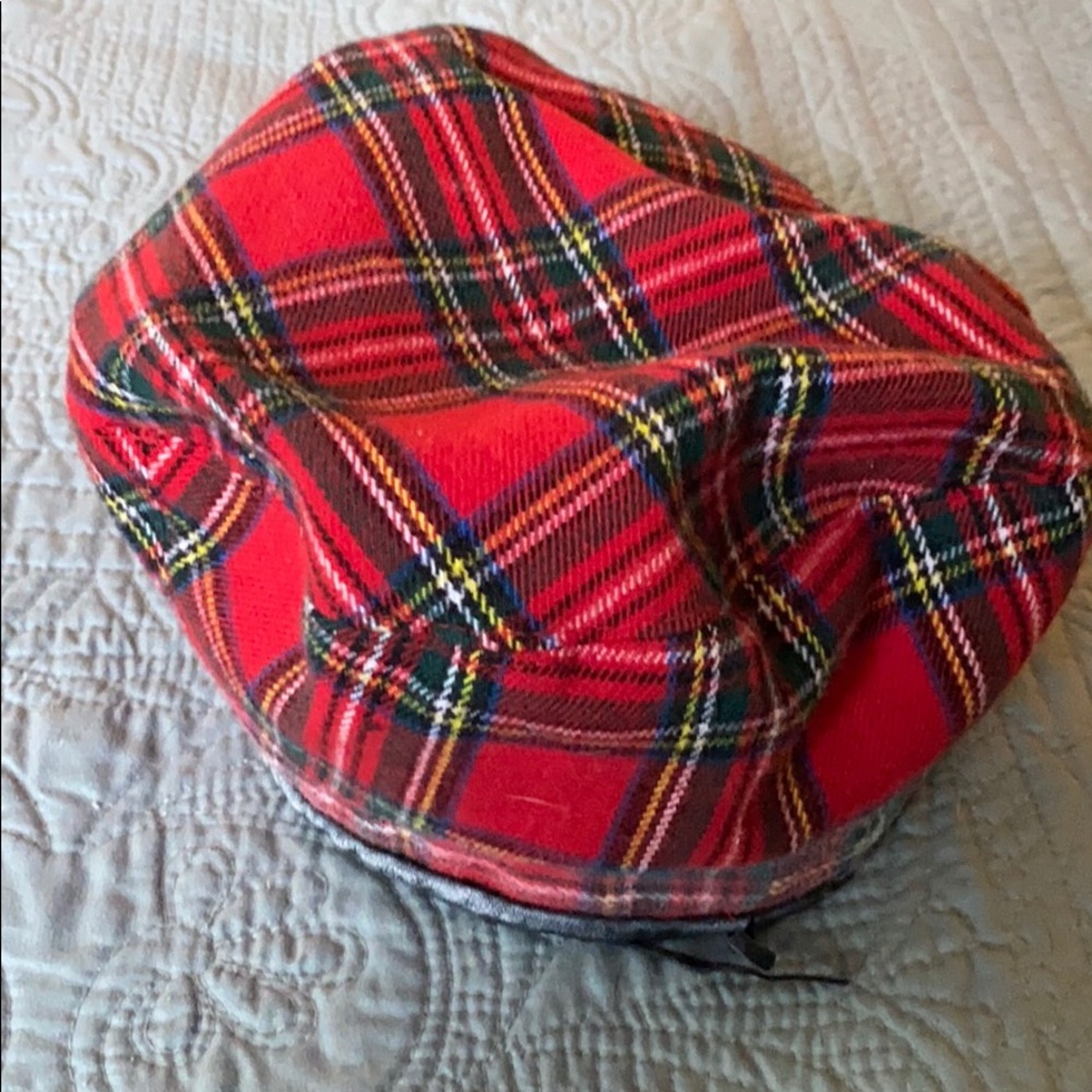 Beret? - Picture 6 of 6